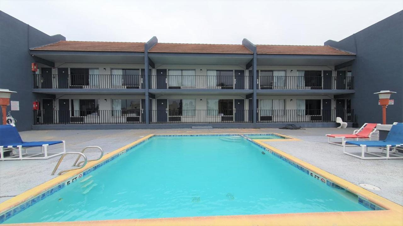 South Padre Island Lodge Экстерьер фото