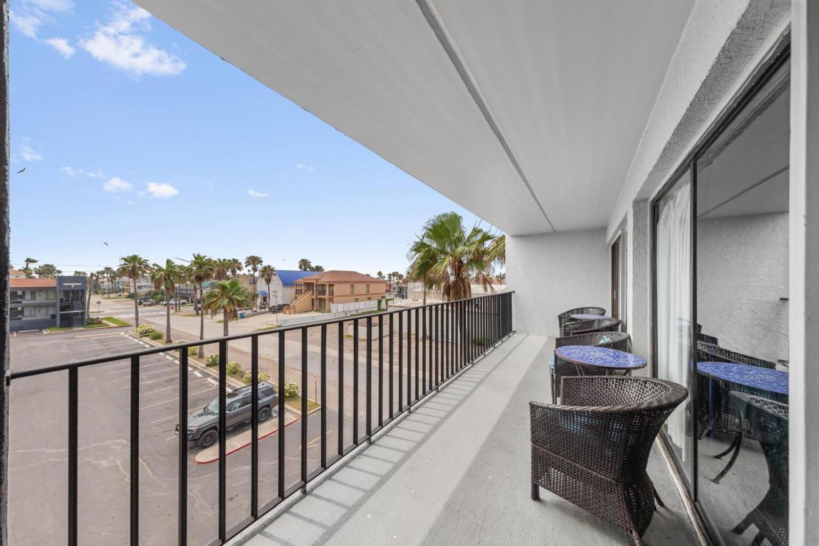 South Padre Island Lodge Экстерьер фото